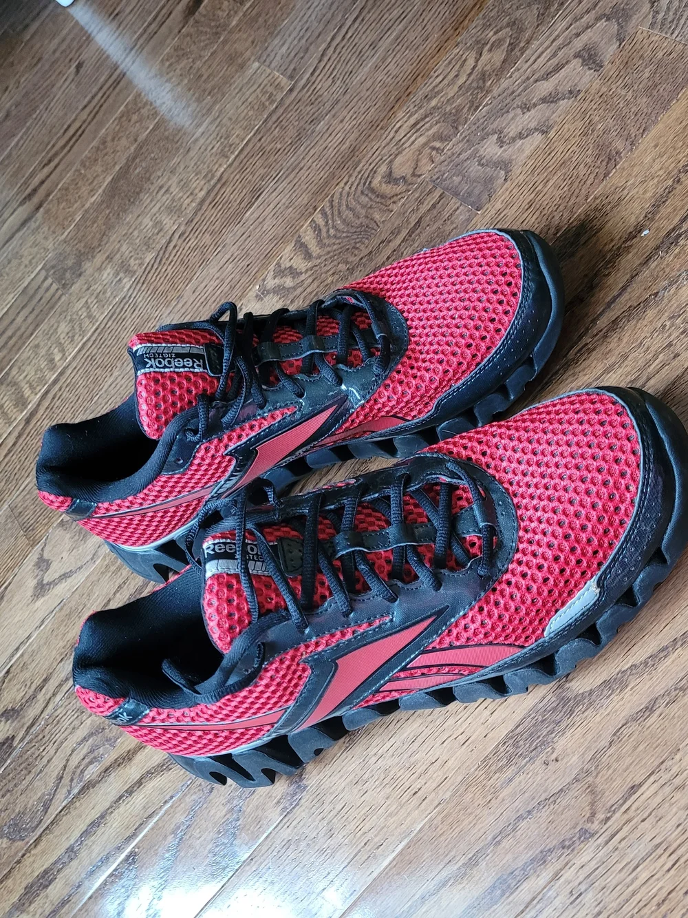 Reebok ZigTech Men's Red and Black Mesh Running Shoes